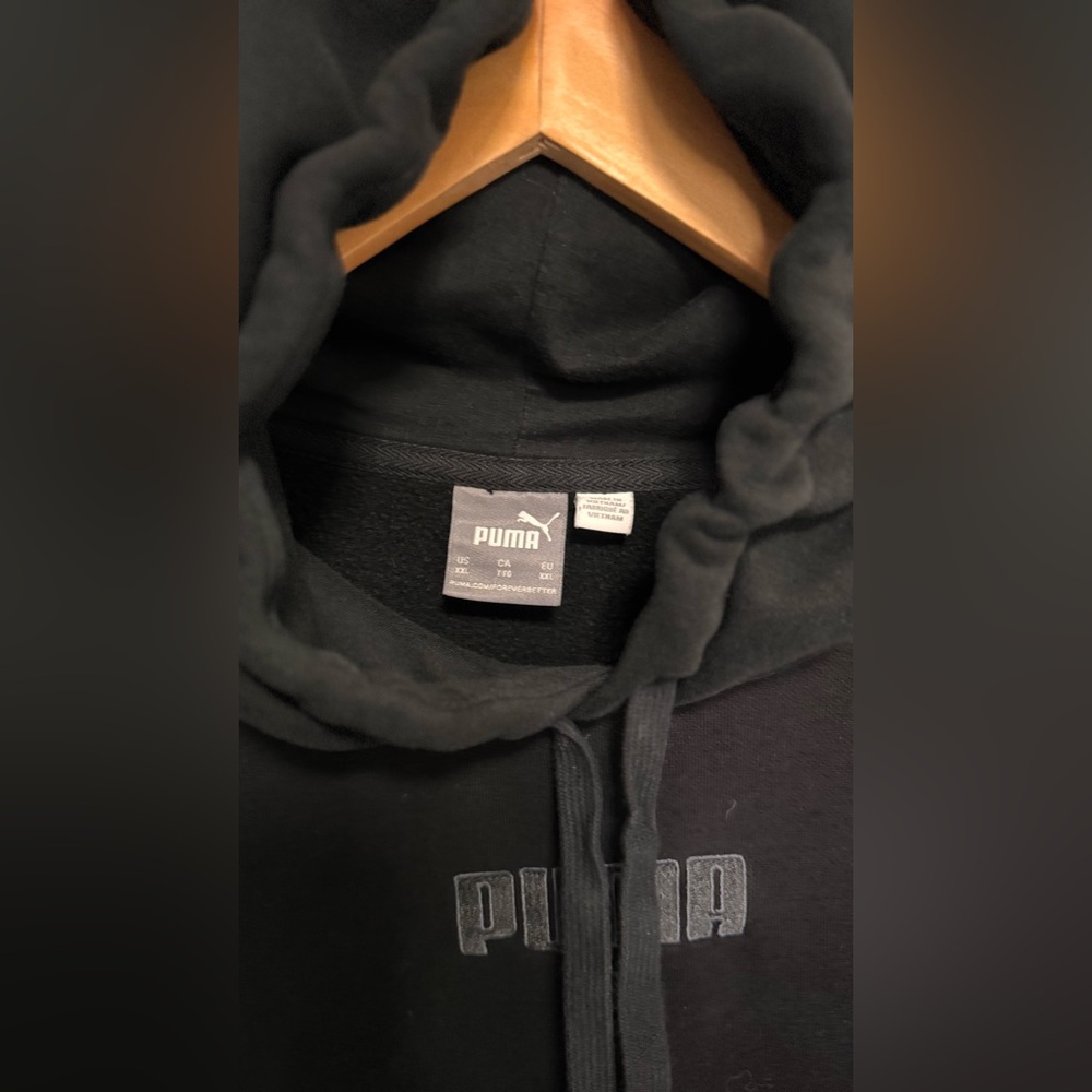 Puma Men's Classic Black Hoodie - Picture 5 of 5